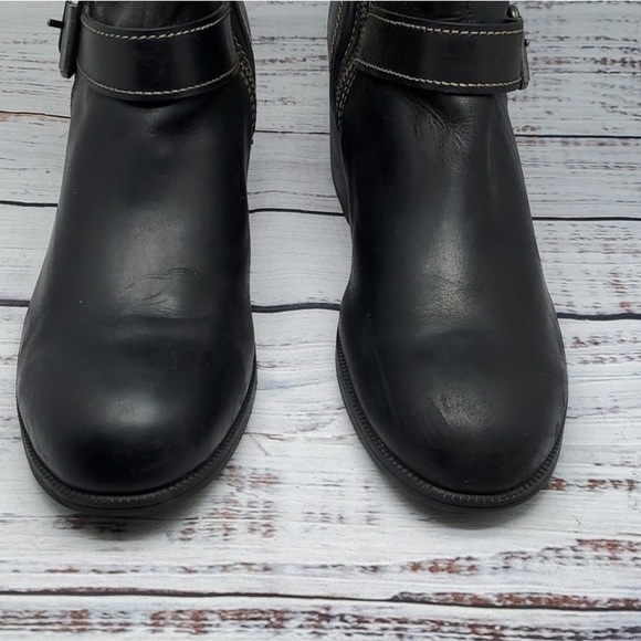 Black Leather Boots with Buckles - Picture 4 of 10